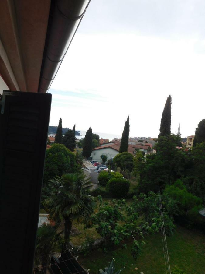 Rovinj'S Flowers Apartments Extérieur photo
